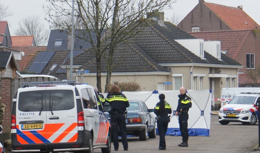 Overleden man aangetroffen in auto in Scherpenisse