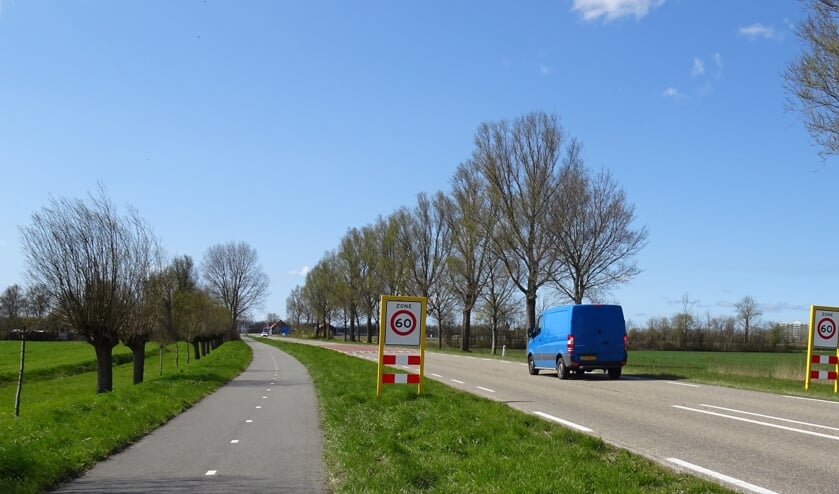 Motoren rijden rondjes over de Ritthemsestraat