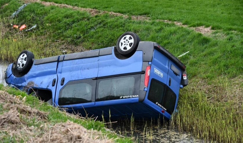 Eén gewonde bij ongeluk Kapelle op de Kreekweg