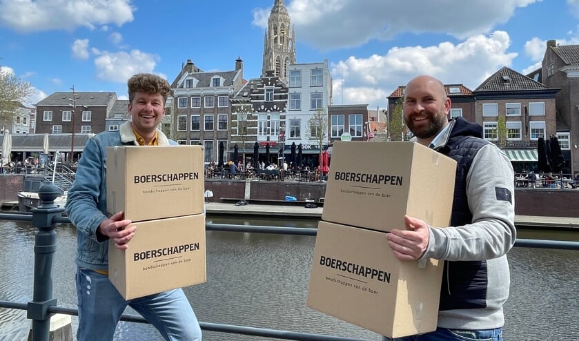 Wethouder Boaz Adank Verrast Vijftig Bredase Moeders Met MoederdagBox ...