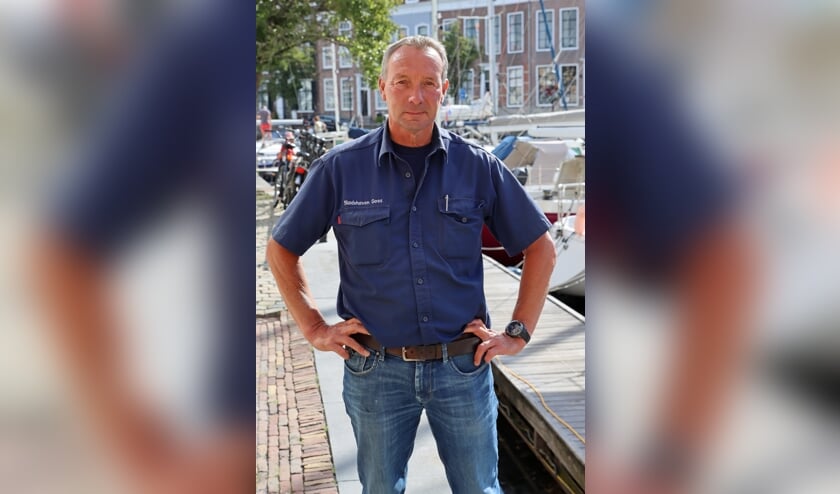Havenmeester Cor blij met zomer in stadshaven Goes