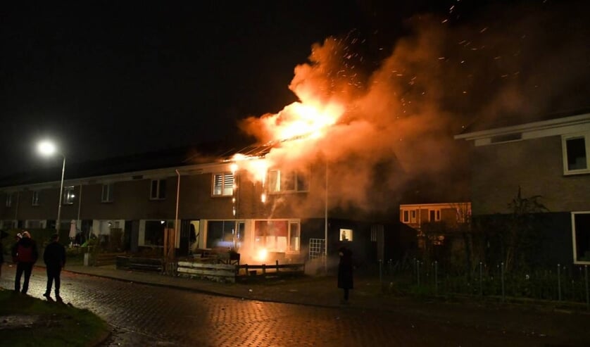 Zeer grote brand verwoest woningen Middelburg