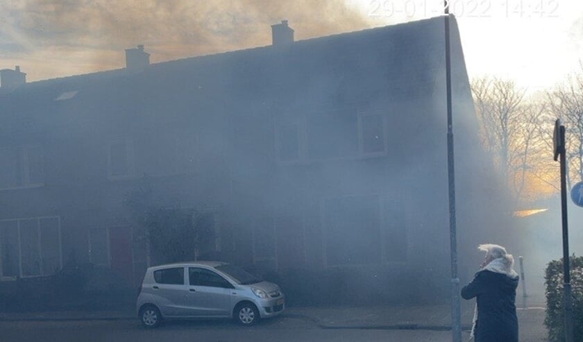 Mogelijke brandstichting woning onderzocht