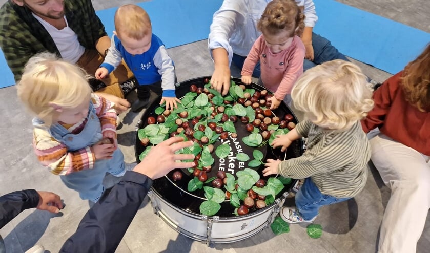 Extra serie ‘Muziek op schoot’ met feestelijk tintje