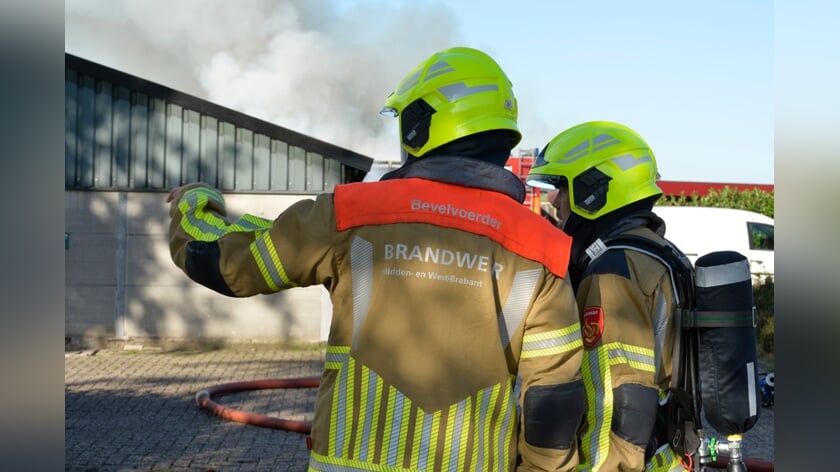 Brand verwoest berm in Vrouwenpolder