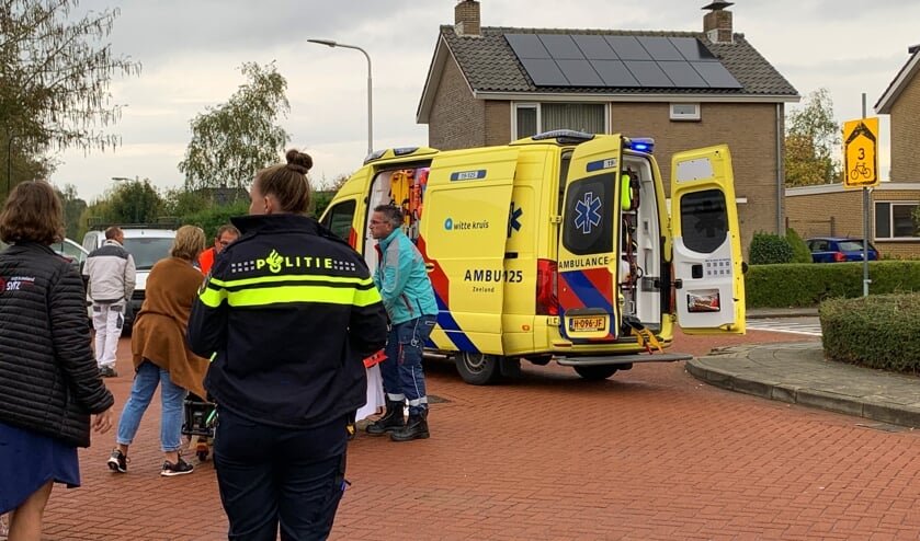 Vrouw Op E-bike Gewond Na Aanrijding Met Auto Aan Machteld Gelrestraat