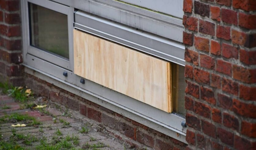 Politiebureau in Vlissingen beschadigd na aanrijding