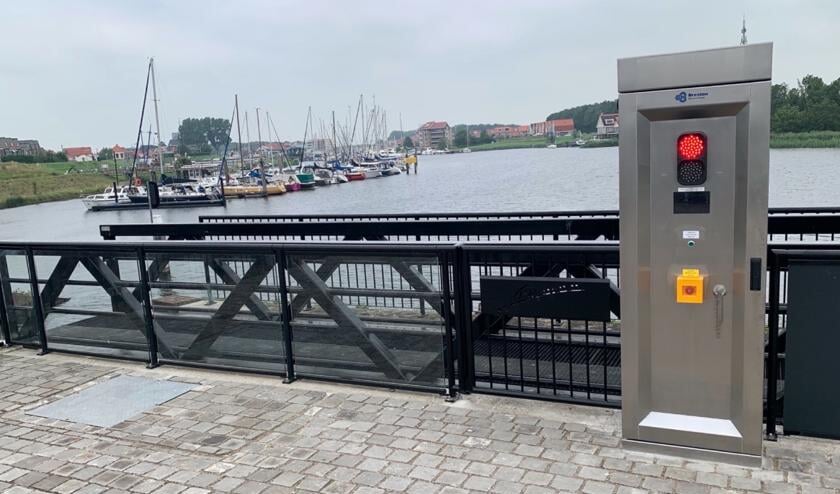 Rolbrug Tholen tijdelijk dicht voor voetgangers door storing