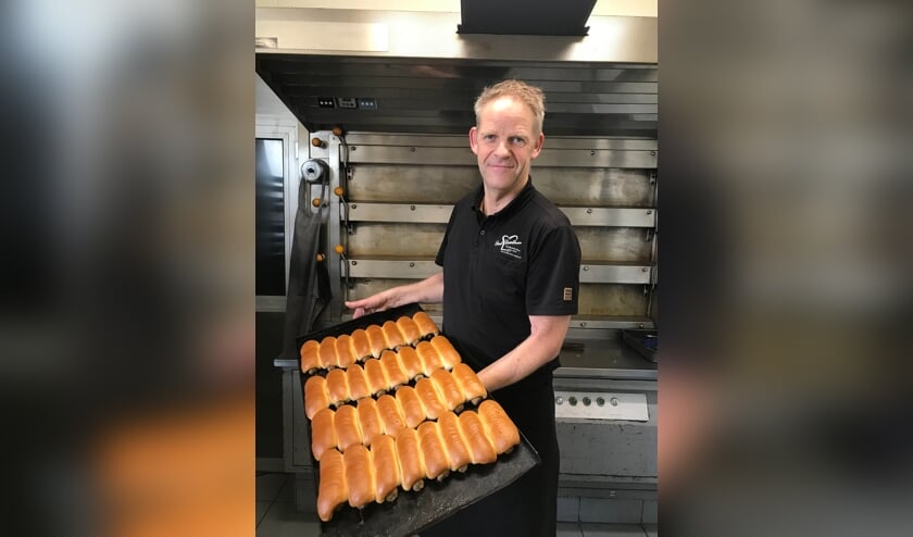 Bakker Henk Strootman runt bakkerij in Zwingelspaan: 'Op naar 125-jarig jubileum!' - Internetbode