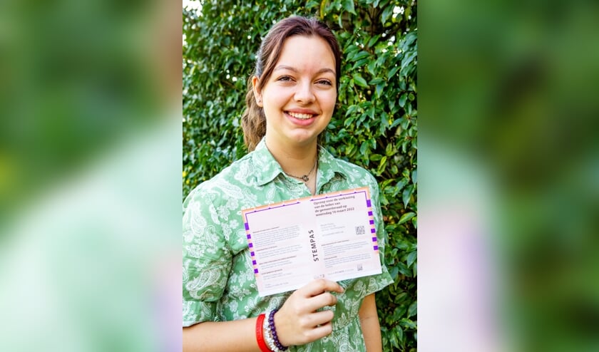 Thoolse Megan Koops mag voor het eerst naar de stembus!