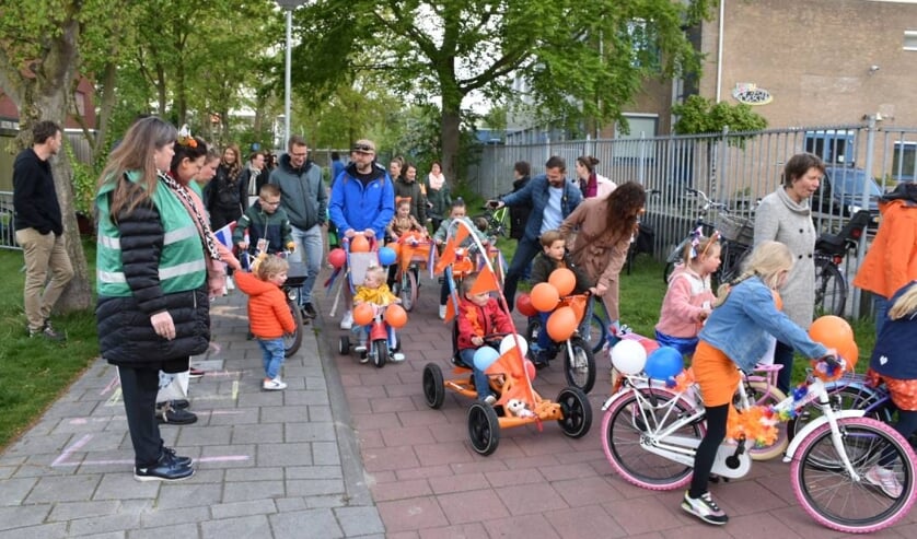 Koningsdag Middelburg van start met fietsenoptocht