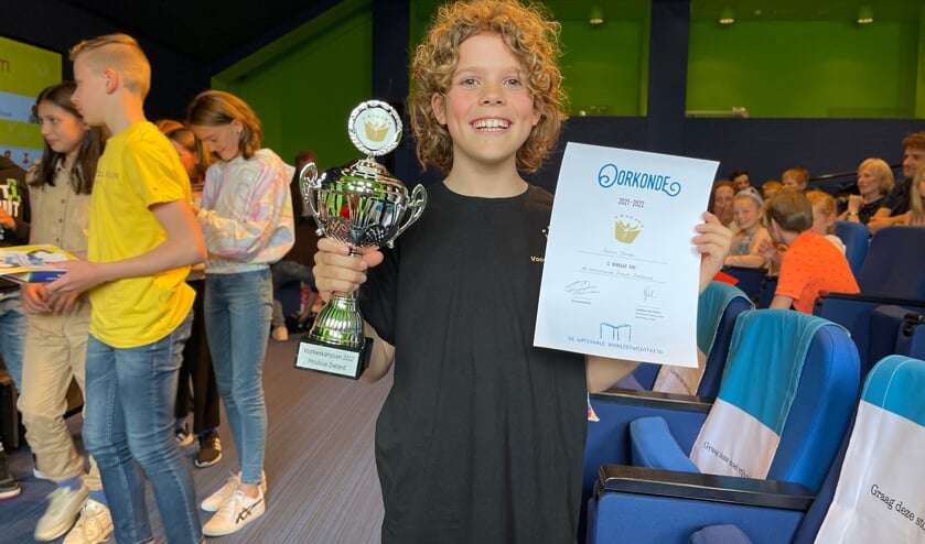 Guus Janse nieuwe voorleeskampioen van Zeeland