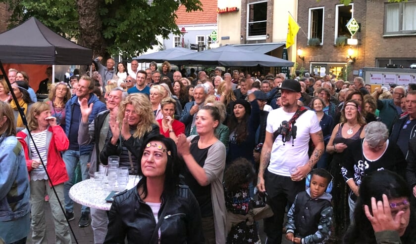 Benefietfestival Tribute to Woodstock komt terug op Abdijplein in Middelburg