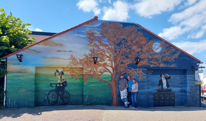 Barre Verkerke maakt ‘verbindende’ mural voor De Oranjeboom