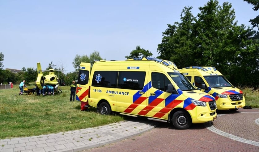 Kind zwaargewond na val uit boom