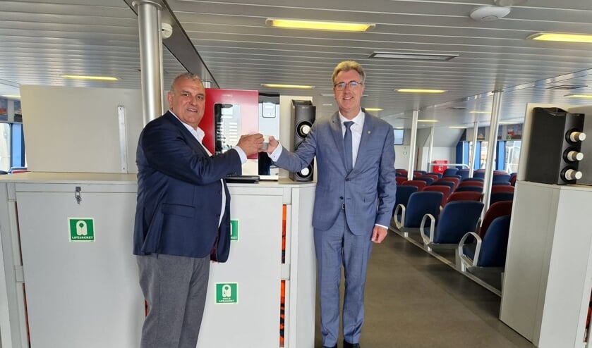 Er kan weer koffie worden gedronken op de veerboot