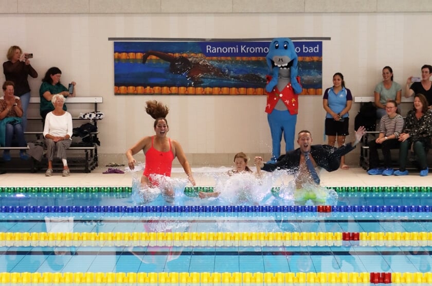 Ranomi Kromowidjojo opent ‘eigen’ zwembad in Kapelle