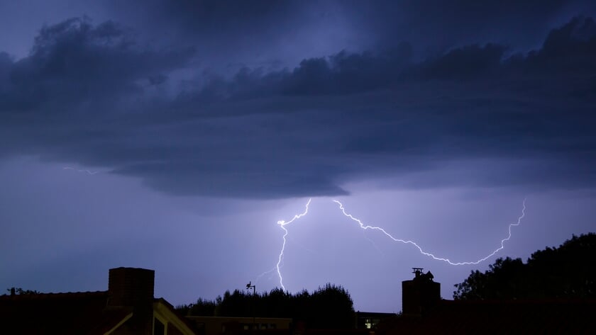 Vanavond code geel in Zeeland: KNMI waarschuwt voor zware onweersbuien