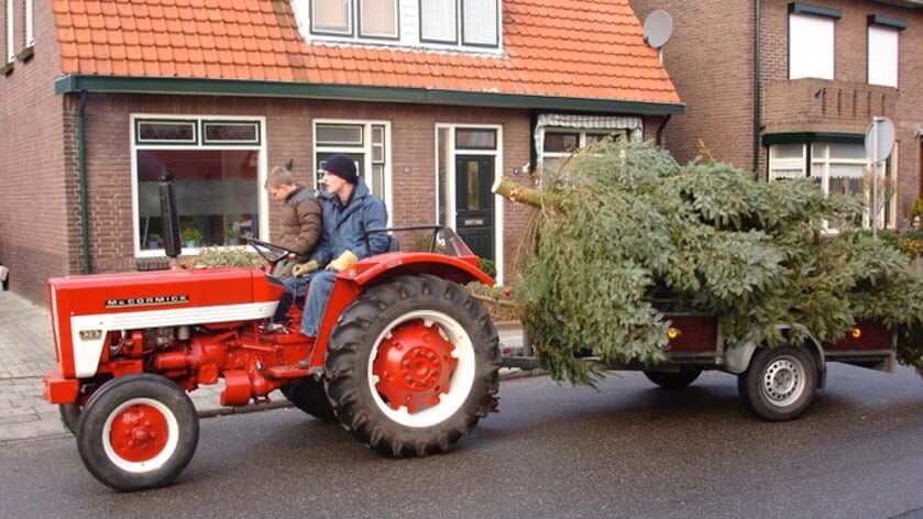 Van kerstbomen tot lege flessen, in Wemeldinge en Kapelle ruimt het zaterdag lekker op