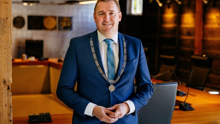 Gemeenteraad Borsele wil door met burgemeester Dijksterhuis