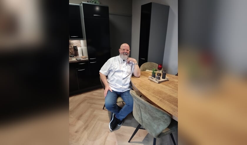 Aan de keukentafel met Leen Rijstenbil: 'Ik ben echt een man die graag met mensen omgaat'
