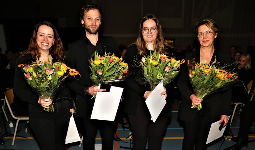 Concordia Tholen huldigt jubilarissen tijdens uitverkocht concert in Meulvliet