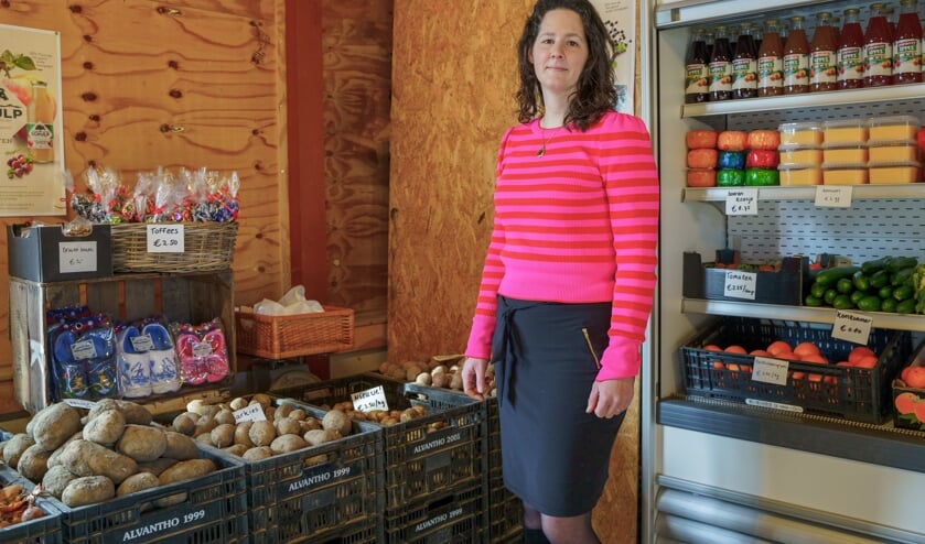 Ongeveer 1 jaar geleden begon Caroline haar boerderijwinkel: 'Geen poespas'
