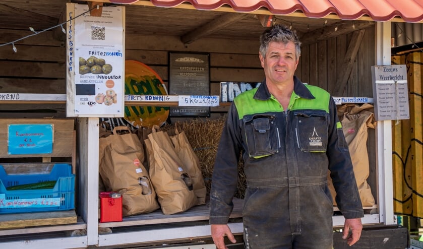 Boer Marcel heeft een boerderijkraampje: 'Toegankelijk en zonder openingstijden'