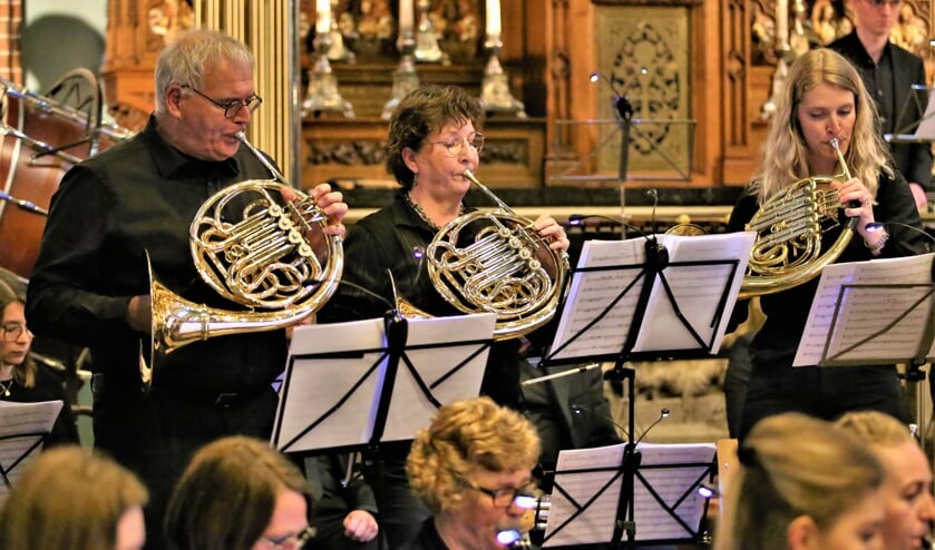 Geslaagde afsluiting 25e Kunstroute door harmonieorkest