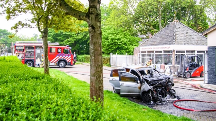 Auto uitgebrand in Goes