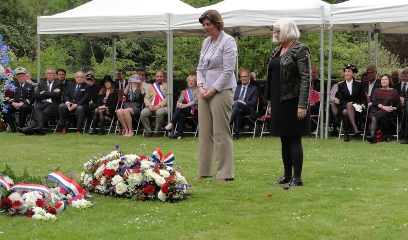 Nederlandse gesneuvelden herdacht op militaire begraafplaats in Frankrijk