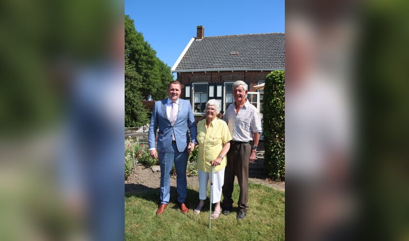 Echtpaar Vermeulen-Bal uit Hoedekenskerke is zestig jaar getrouwd