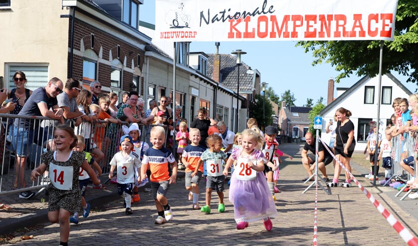Alles geven tijdens Klompenrace Nieuwdorp