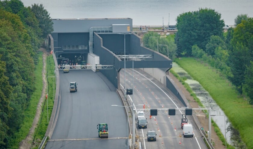 Werk aan N59 eerder klaar, Heinenoordtunnel vanaf 1 september open voor verkeer