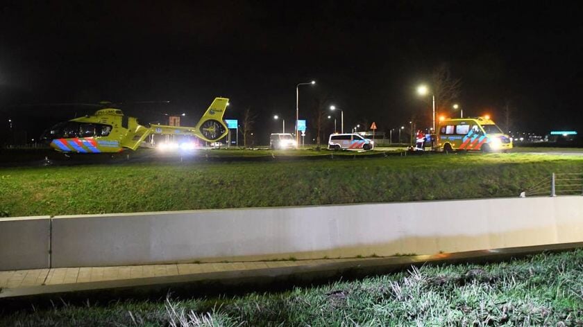 Bestuurder bromfiets en hardloper komen met elkaar in botsing op het Jaagpad
