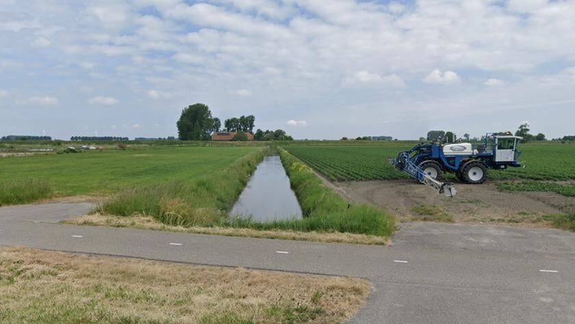 N286 tussen Smerdiek en Stavenisse langer dicht vanwege geknapte waterleiding