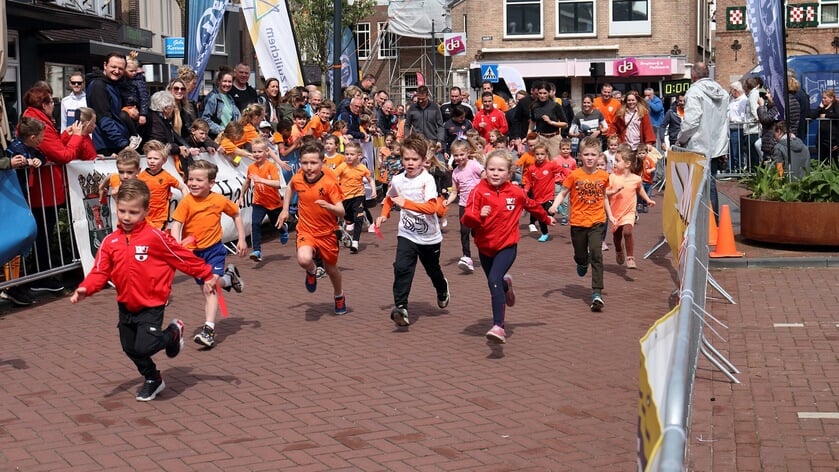 Derde oranjeloop in Krabbendijke