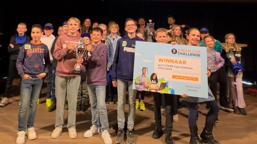 Leerlingen Herman Faukeliusschool uit Middelburg winnen STEAM Cup challenge met app tegen pesten