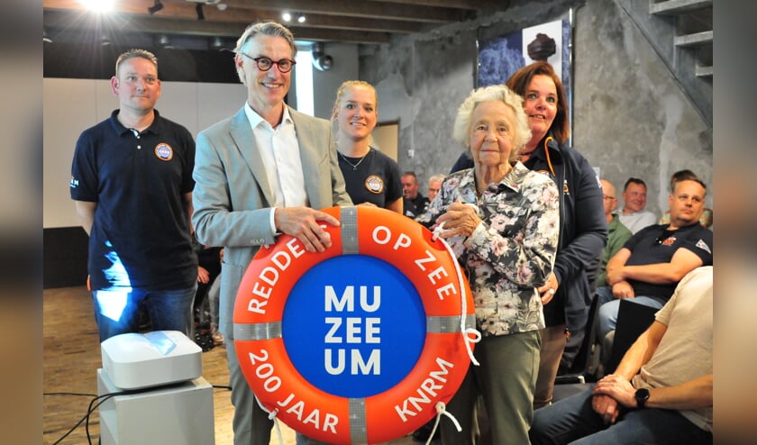 Expositie 'Redders op Zee: 200 jaar KNRM' geopend in Muzeeum