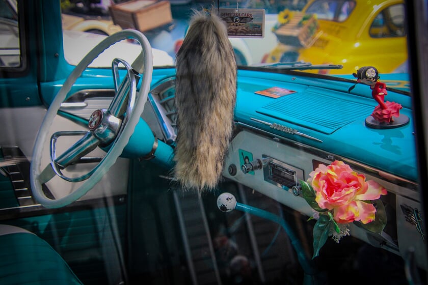 Pinksterfest en Oldtimerbeurs Heinkenszand