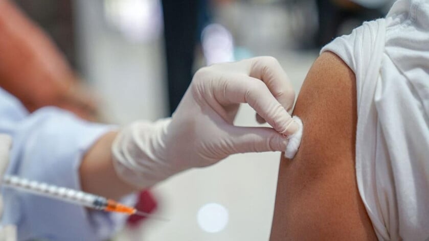 Uitnodigen risicogroepen coronaprik van start