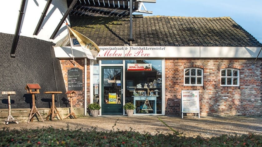 Dierenspeciaalzaak Molen en thuisbakkerswinkel  'de Pere' verwent je huisdier