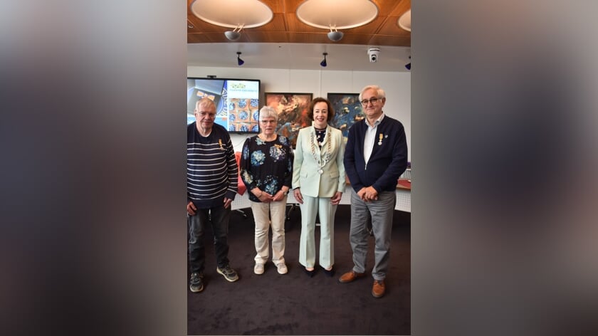 Vier inwoners Noord-Beveland ontvangen koninklijke onderscheiding