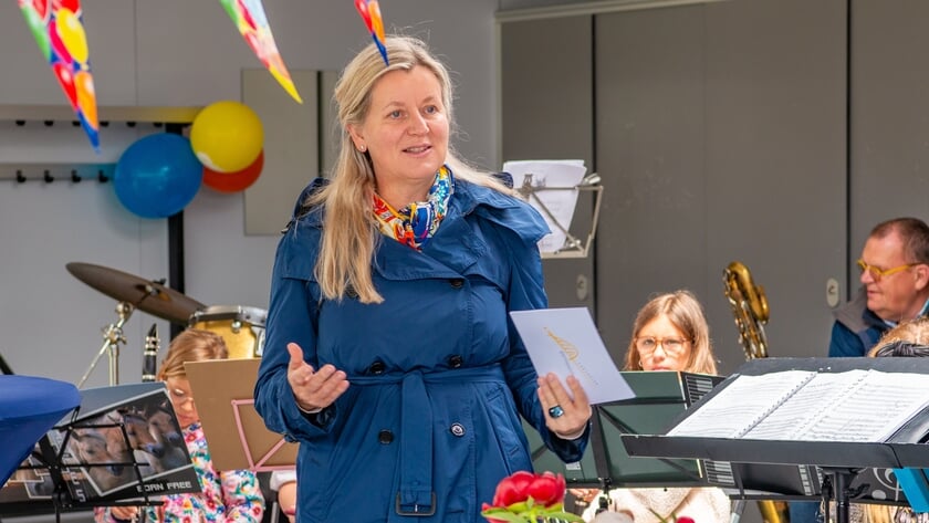 Moerland trots op 50 jaar De Spetter: ‘We moeten het zwembad koesteren’