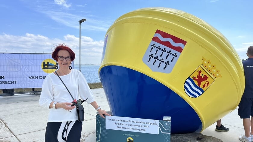 Monument in Yerseke eert redders van de Watersnoodramp
