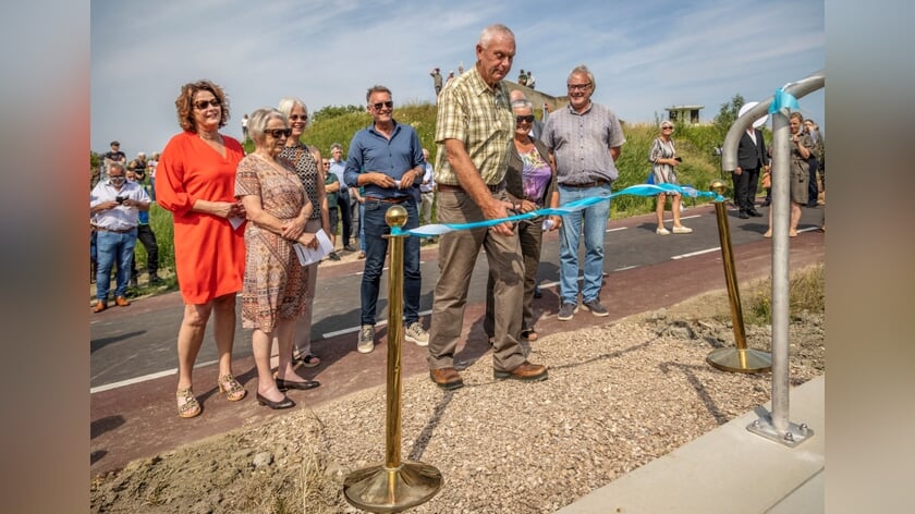 Foto’s van opening nieuwe keermuur Hansweert