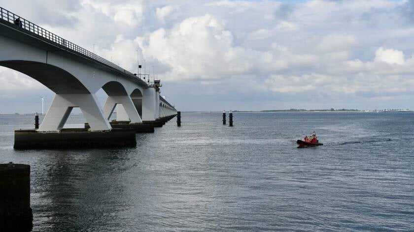UPDATE: Lichaam van vrouw aangetroffen rond Zeelandbrug
