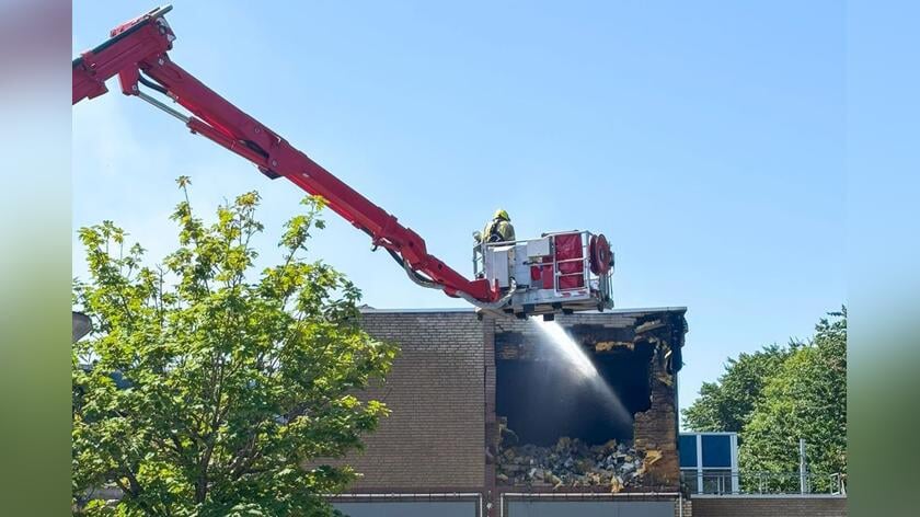 UPDATE: Vakantiepark Hof Domburg dicht door brand; gemeente bedankt hulpdiensten