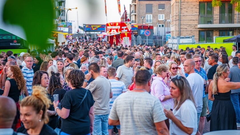 Drukbezocht Havenplein Festival: ‘Hier kijken mensen maanden naar uit’