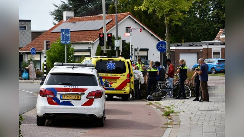 Scooterrijdster gewond bij botsing in Goes